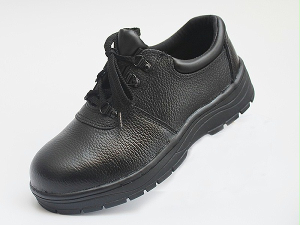 吉豹WB719低帮防高温安全鞋